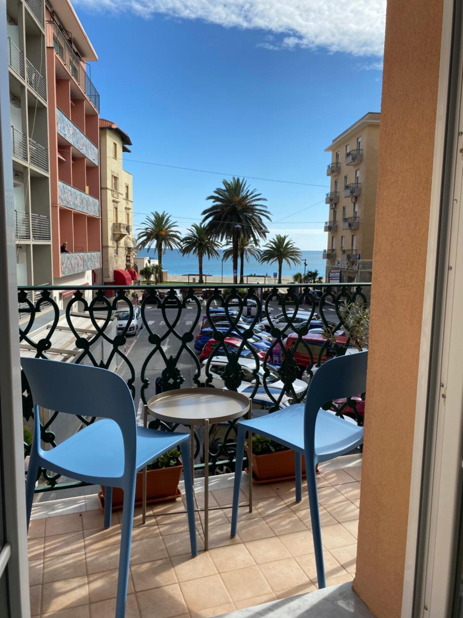 Via Porro * Finale Ligure